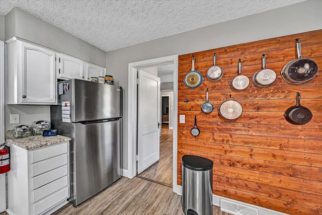 3633 Martinell AVE, Roanoke, VA 24018