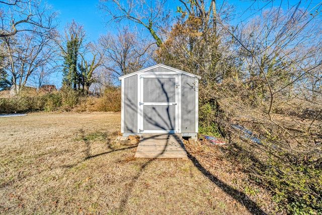 3633 Martinell AVE, Roanoke, VA 24018