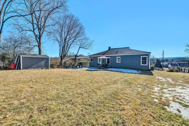 3633 Martinell AVE, Roanoke, VA 24018