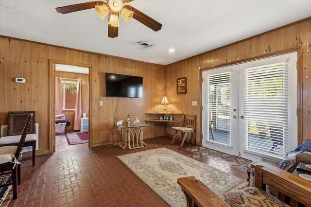 1726 E Ashley Avenue, Folly Beach, SC 29439
