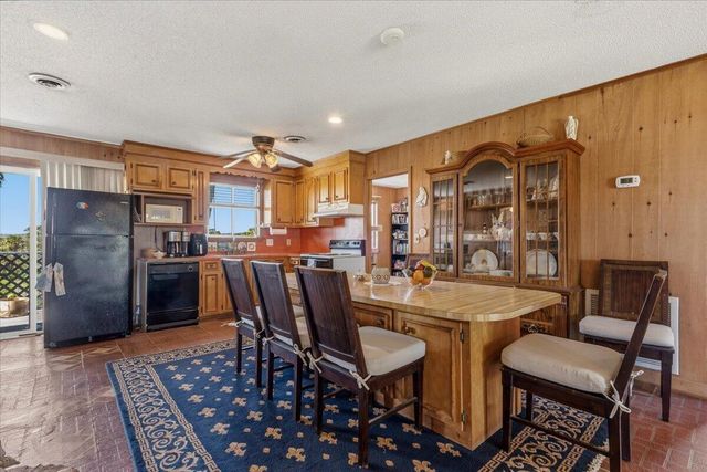 1726 E Ashley Avenue, Folly Beach, SC 29439