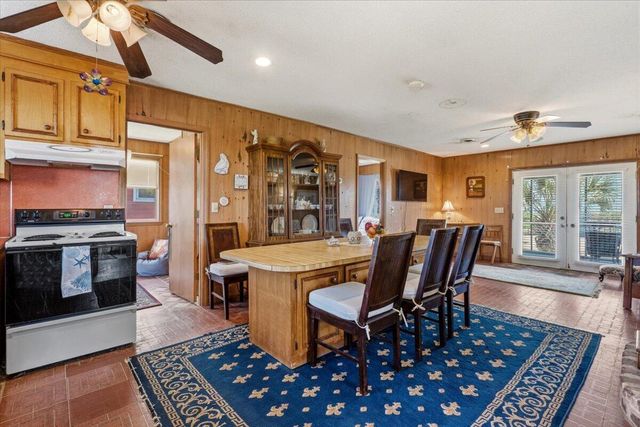 1726 E Ashley Avenue, Folly Beach, SC 29439