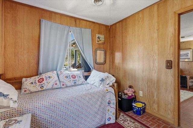 1726 E Ashley Avenue, Folly Beach, SC 29439