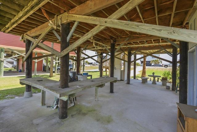 1726 E Ashley Avenue, Folly Beach, SC 29439