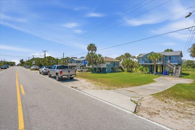 1726 E Ashley Avenue, Folly Beach, SC 29439