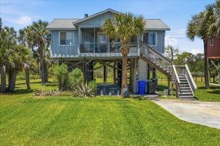 1726 E Ashley Avenue, Folly Beach, SC 29439