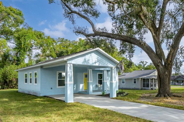 706 AVENUE E, Plant City, FL 33563