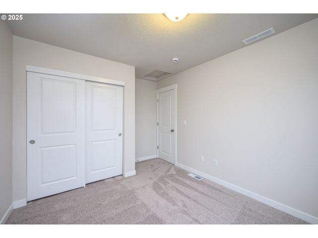 24052 Sw MAPLE Ter Sw, Sherwood, OR 97140