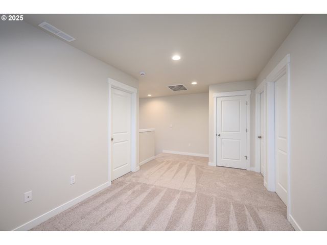 24052 Sw MAPLE Ter Sw, Sherwood, OR 97140