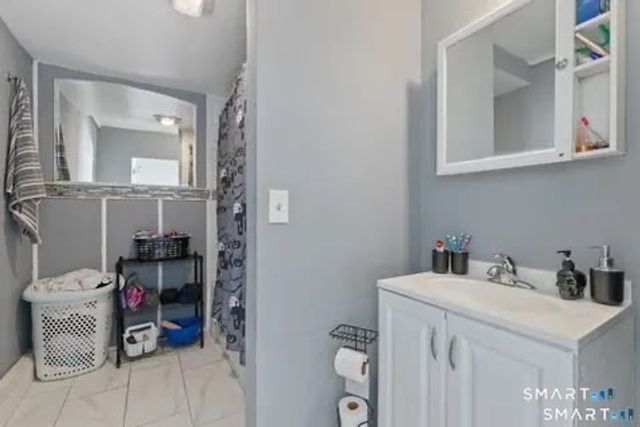 147 Martin Street 2, Hartford, CT 06120