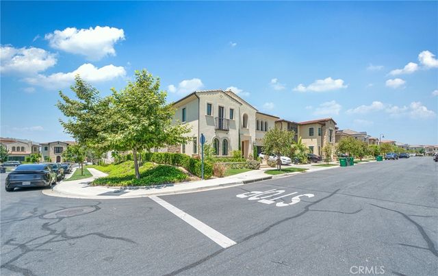 52 Eider Run, Irvine, CA 92618