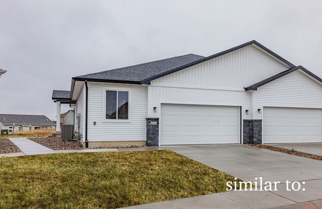 1528 Foxtail Drive SE, Altoona, IA 50009