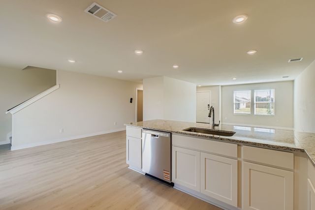 3025 Golden Birch Drive, Dallas, TX 75253