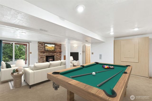 22628 16th Avenue S, Des Moines, WA 98198