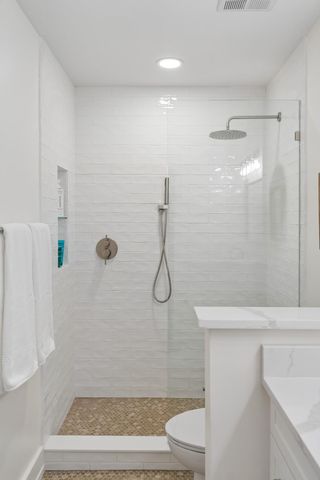 16 Twin Oaks Lane, Isle Of Palms, SC 29451