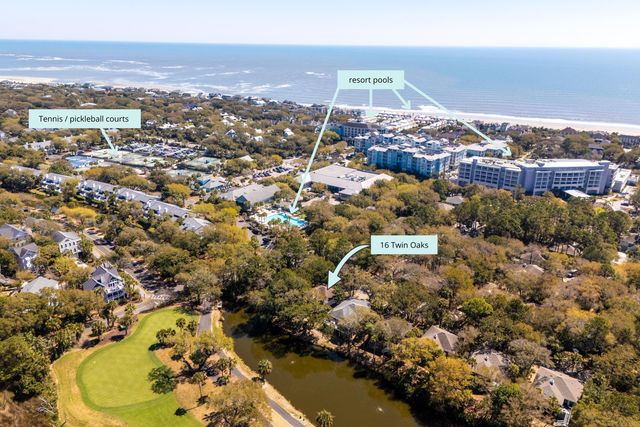 16 Twin Oaks Lane, Isle Of Palms, SC 29451