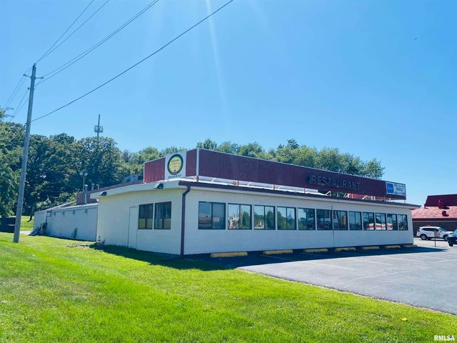 118 W 10TH Avenue, Milan, IL 61264