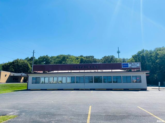 118 W 10TH Avenue, Milan, IL 61264