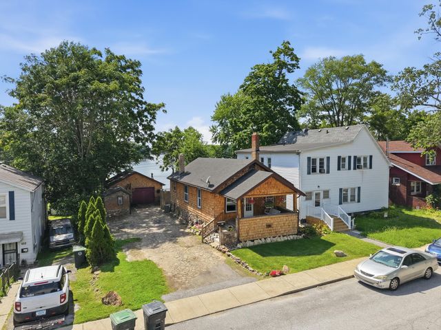 650 Water Street, Hobart, IN 46342
