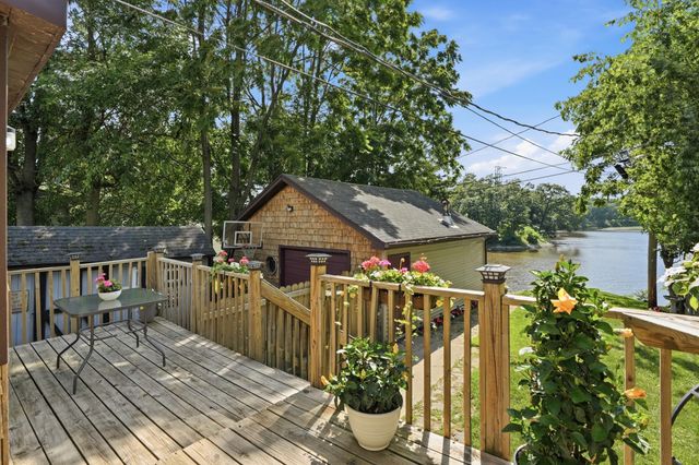650 Water Street, Hobart, IN 46342