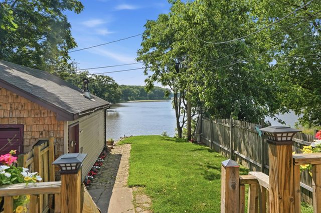 650 Water Street, Hobart, IN 46342