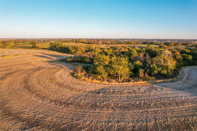 01 Nevada Street, Indianola, IA 50125