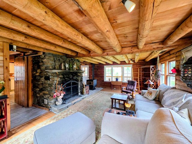 440 Stapelfeld Drive, Ryegate, VT 05081