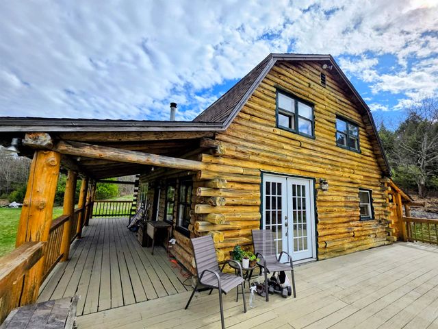440 Stapelfeld Drive, Ryegate, VT 05081