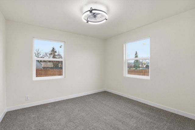 14902 E E Valleyway Ave, Spokane Valley, WA 99216