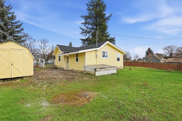 14902 E E Valleyway Ave, Spokane Valley, WA 99216