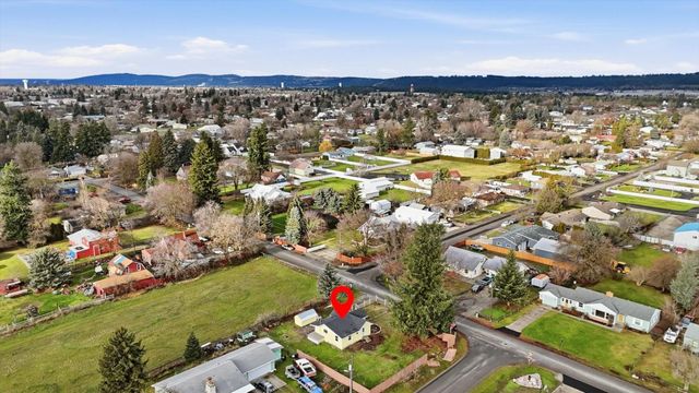 14902 E E Valleyway Ave, Spokane Valley, WA 99216