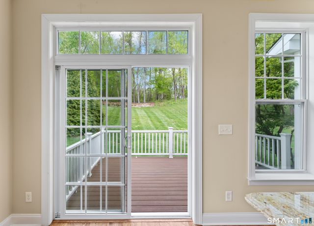 20 Brookside Court 20, Newtown, CT 06470