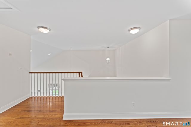 20 Brookside Court 20, Newtown, CT 06470