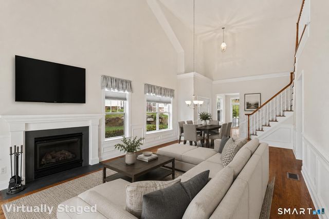 20 Brookside Court 20, Newtown, CT 06470