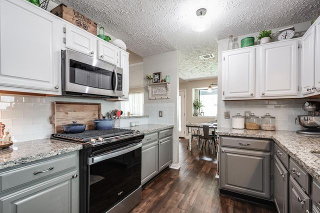 1010 Briarwood Court, Deer Park, TX 77536