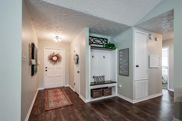 1010 Briarwood Court, Deer Park, TX 77536