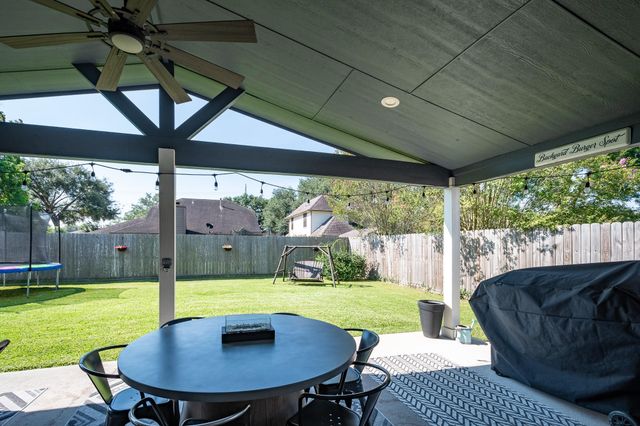 1010 Briarwood Court, Deer Park, TX 77536