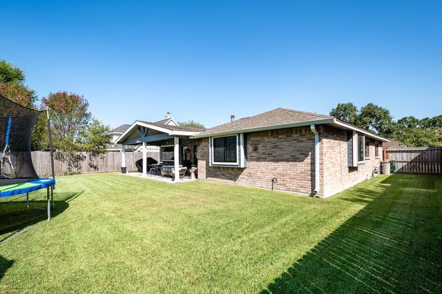 1010 Briarwood Court, Deer Park, TX 77536