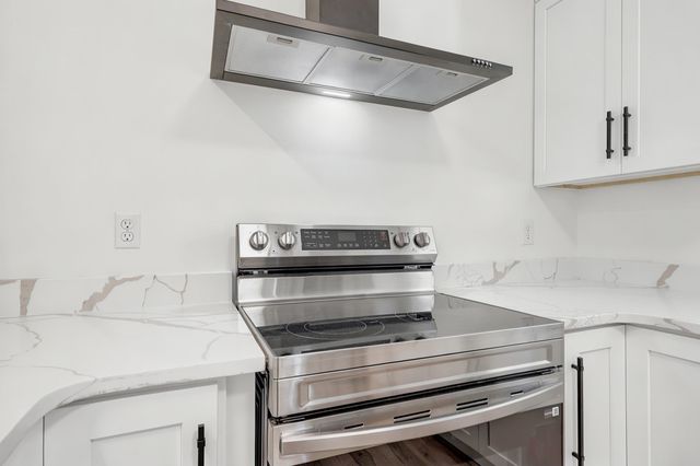 1114 Chicora Blvd., Conway, SC 29526