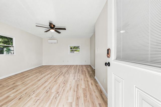 1114 Chicora Blvd., Conway, SC 29526