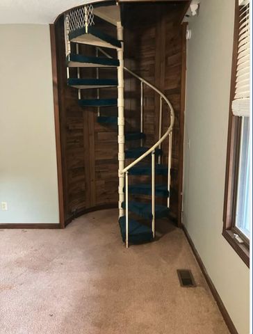 535 S Hampton Street, Pinewood, SC 29125