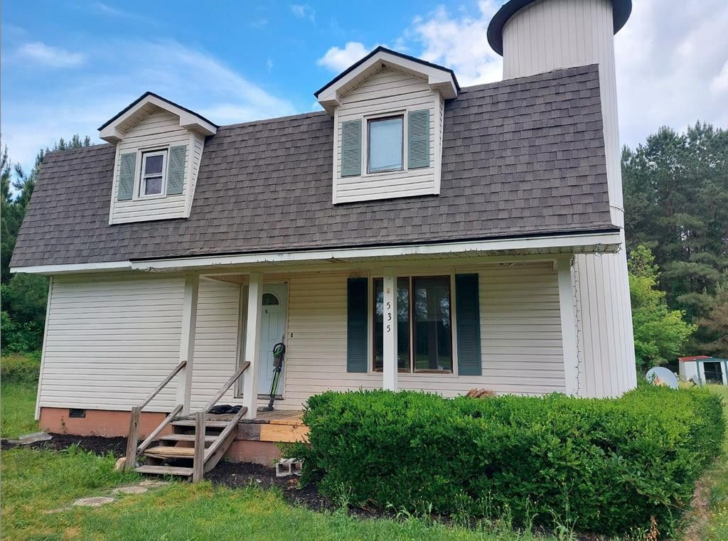 535 S Hampton Street, Pinewood, SC 29125