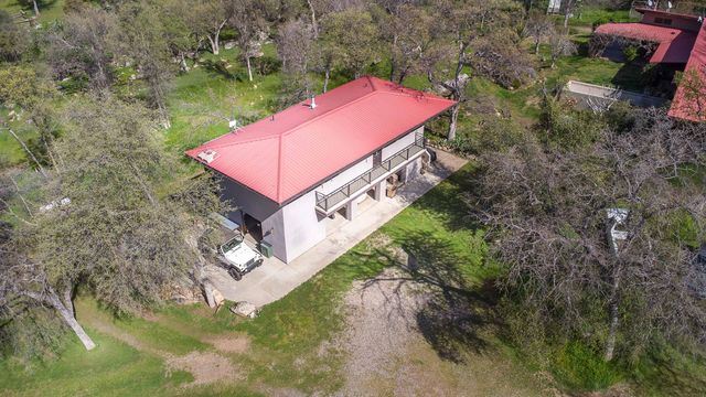 44294 Sequoia Oaks Drive, Three Rivers, CA 93271