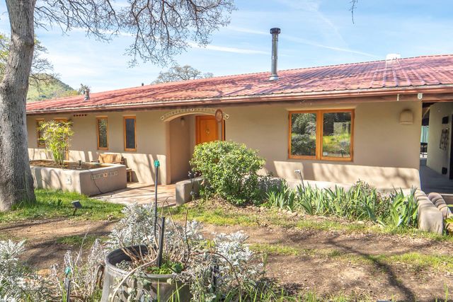 44294 Sequoia Oaks Drive, Three Rivers, CA 93271