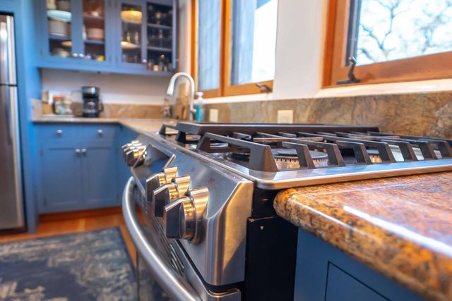 44294 Sequoia Oaks Drive, Three Rivers, CA 93271