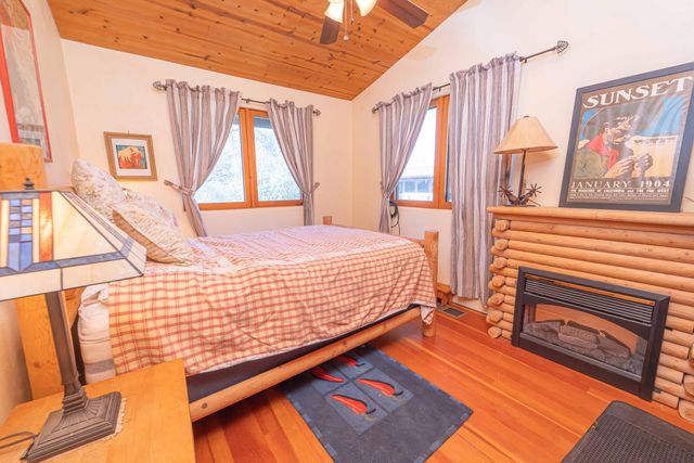 44294 Sequoia Oaks Drive, Three Rivers, CA 93271