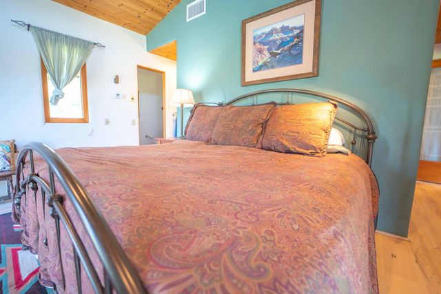 44294 Sequoia Oaks Drive, Three Rivers, CA 93271