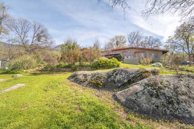 44294 Sequoia Oaks Drive, Three Rivers, CA 93271