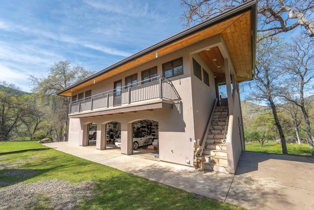 44294 Sequoia Oaks Drive, Three Rivers, CA 93271