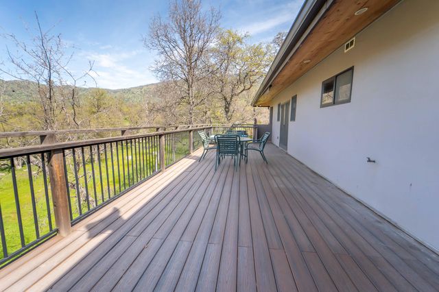 44294 Sequoia Oaks Drive, Three Rivers, CA 93271